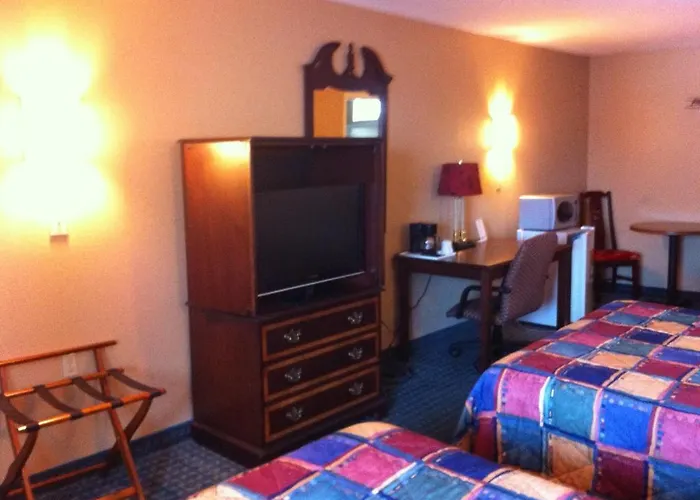 Decatur Inn Motel *